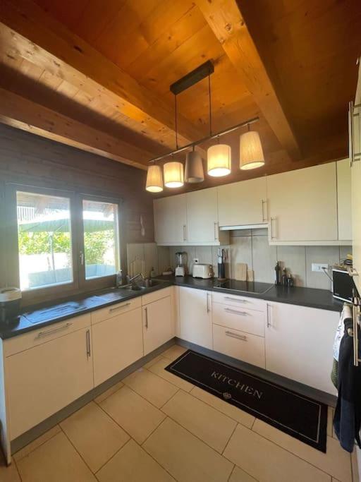 Blonay Swiss Chalet - Mountain And Lake View מראה חיצוני תמונה